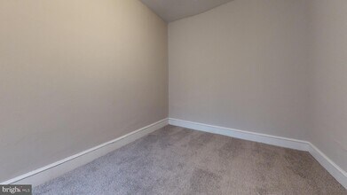 1313 N Hobart St in Philadelphia, PA - Building Photo - Building Photo