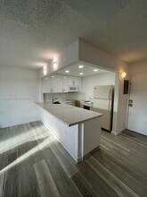 4550 NW 9th St in Miami, FL - Building Photo - Building Photo