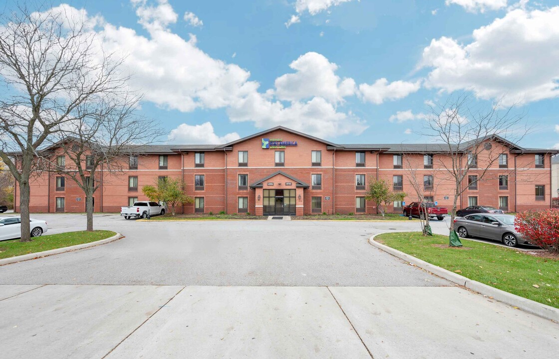 Furnished Studio-South Bend - Mishawaka -  in Mishawaka, IN - Building Photo