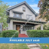 304 College Ave NE in Grand Rapids, MI - Building Photo