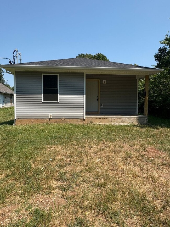 property at 1420 W Scott St