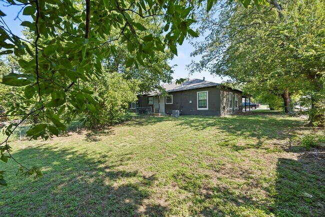 906 W Dean Ave in Killeen, TX - Building Photo - Building Photo