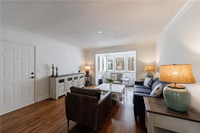 115 Peachtree Memorial Dr NW in Atlanta, GA - Building Photo - Building Photo