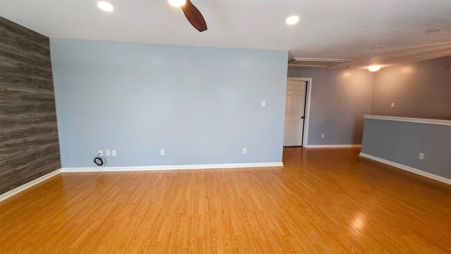 property at 1112 Bailey St