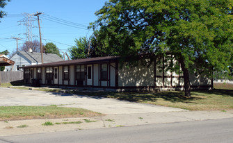 4909 N Detroit Ave Apartments