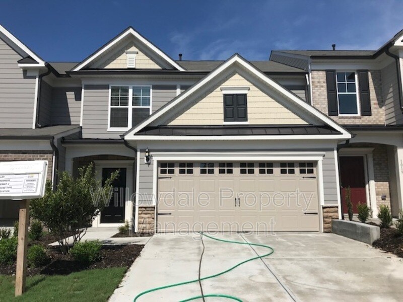 1017 Saffron Lp in Durham, NC - Building Photo