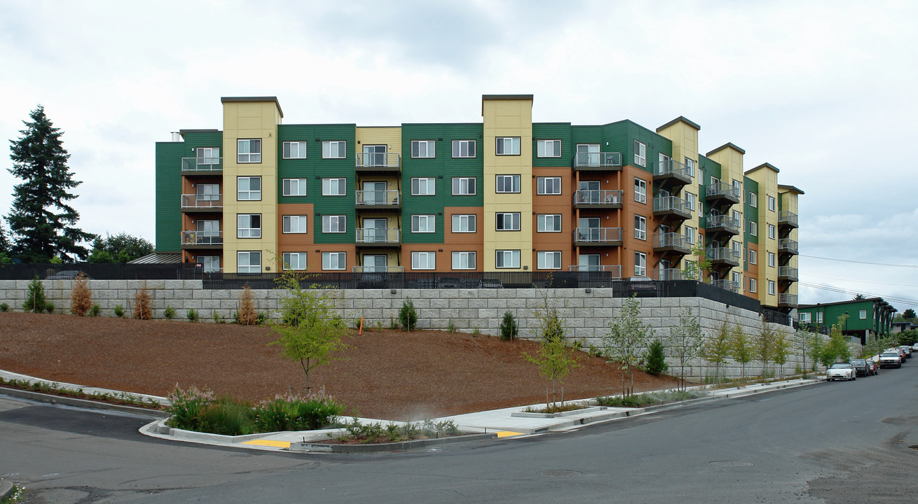 Broadway Vantage Apartments in Portland, OR - Building Photo