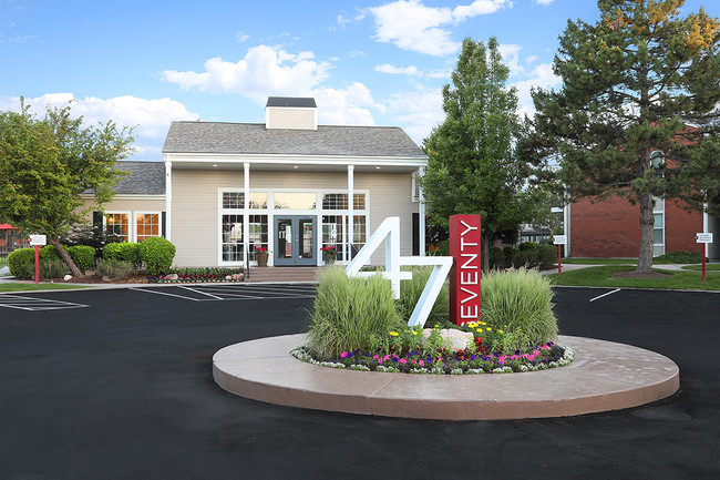 47Seventy Settlers Point in Salt Lake City, UT - Foto de edificio - Building Photo