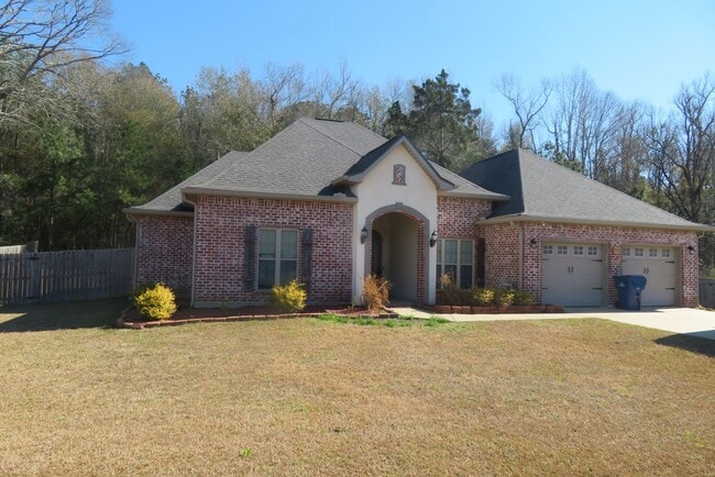 property at 515 Woodland Pkwy