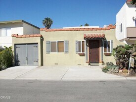 141 Burbank Ave in Oxnard, CA - Building Photo
