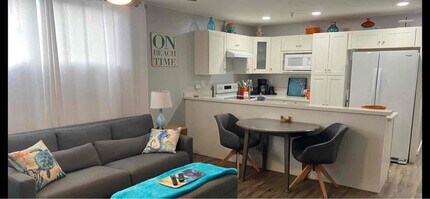 4667 Ocean Blvd in San Diego, CA - Building Photo - Building Photo