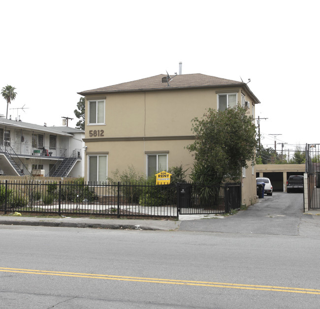 5812 Tujunga Ave in North Hollywood, CA - Building Photo - Building Photo