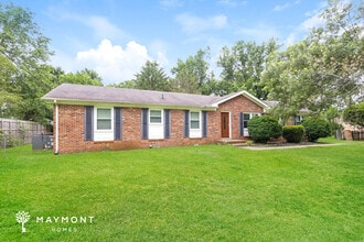 2561 Birdsong Ave in Murfreesboro, TN - Building Photo - Building Photo