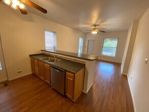 1616-1618-1618 Summit St in Columbus, OH - Building Photo - Building Photo