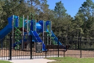 Arbours at Crestveiw in Crestview, FL - Foto de edificio - Building Photo