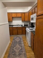 161 Melrose Ave, Unit 161MelroseAve#2 in Tryon, NC - Foto de edificio - Building Photo