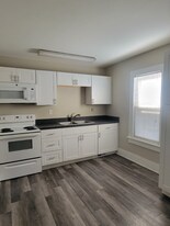 1049 Dreher Ave in Stroudsburg, PA - Building Photo