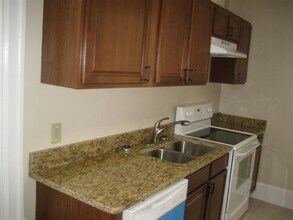 611 Washington St in Raleigh, NC - Building Photo - Building Photo