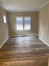 1033 Wilkinson Ave in Alton, IL - Building Photo - Building Photo