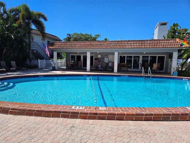 property at 669 W Oakland Park Blvd