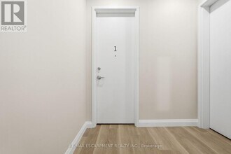 231 Park St N in Hamilton, ON - Building Photo - Building Photo