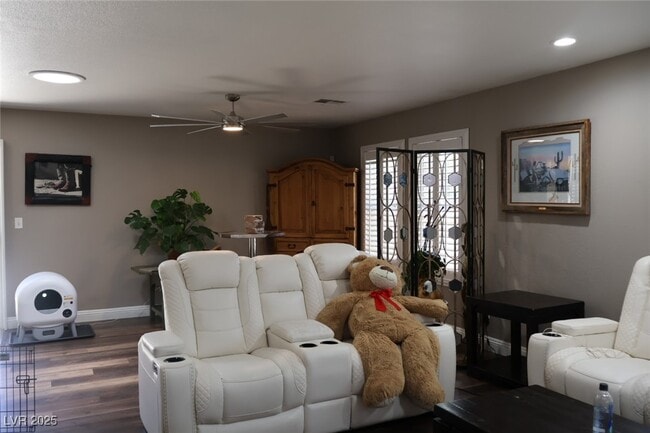 property at 3124 Diamond Crest Ln