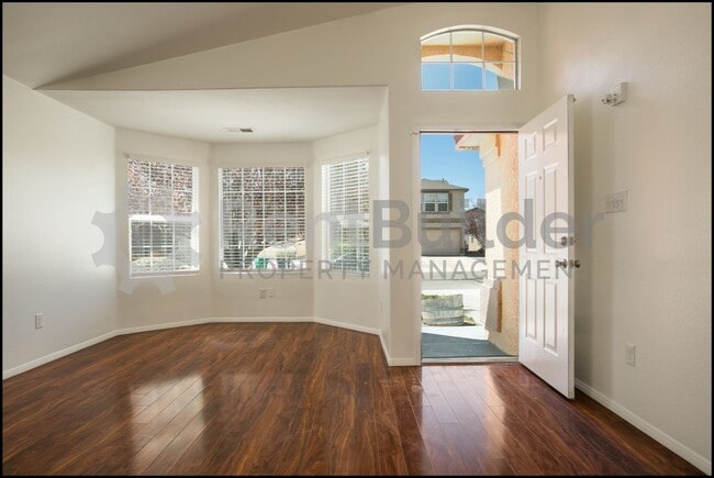 357 Playful Meadows Dr NE in Rio Rancho, NM - Building Photo - Building Photo