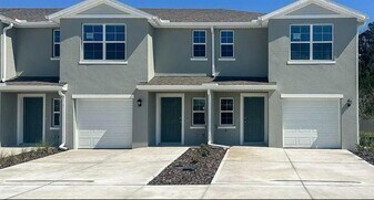 528 Zinfandel Dr in Daytona Beach, FL - Building Photo