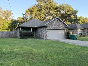 923 Central Ave in Fort Walton Beach, FL - Building Photo - Building Photo