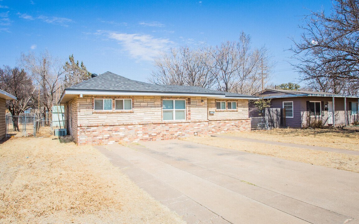 3604 31st St in Lubbock, TX - Building Photo