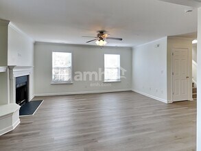 2504 Boulder Ridge Dr in Raleigh, NC - Foto de edificio - Building Photo