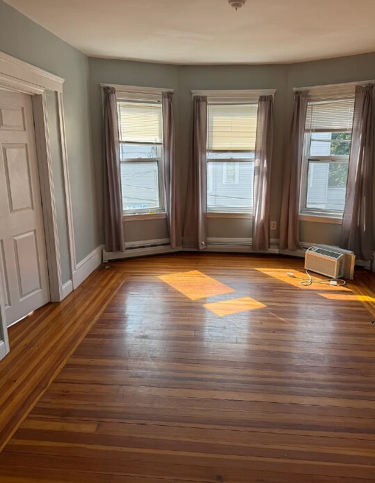 49 Conwell Ave, Unit 3 in Somerville, MA - Building Photo
