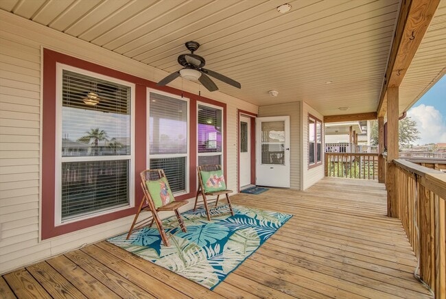 721 Marlin St in Bayou Vista, TX - Foto de edificio - Building Photo