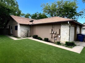 7600 St Amant Pl, Unit A in Austin, TX - Building Photo
