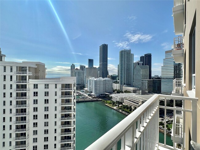 property at 801 Brickell Key Blvd