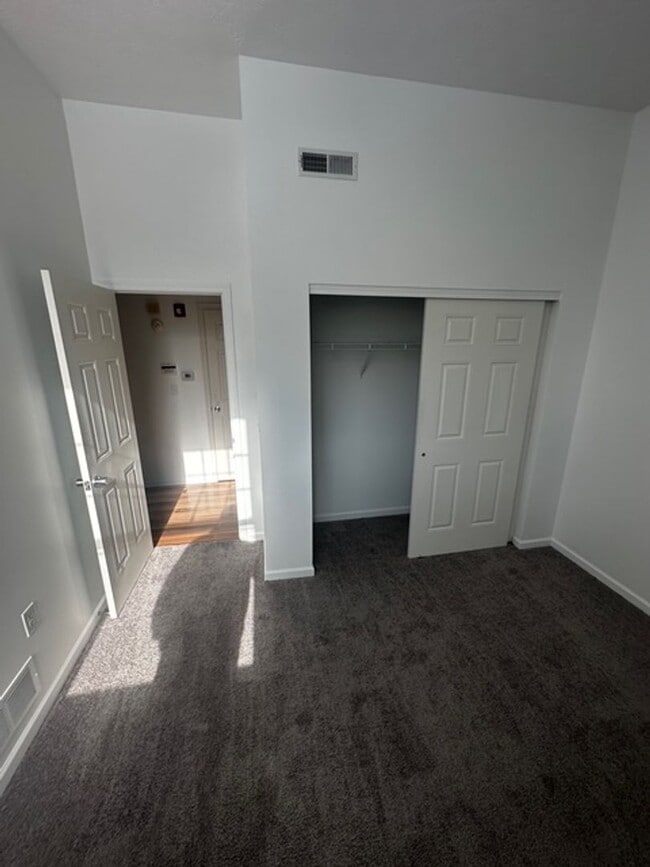 96 Liberty Pole Way in Rochester, NY - Building Photo - Building Photo