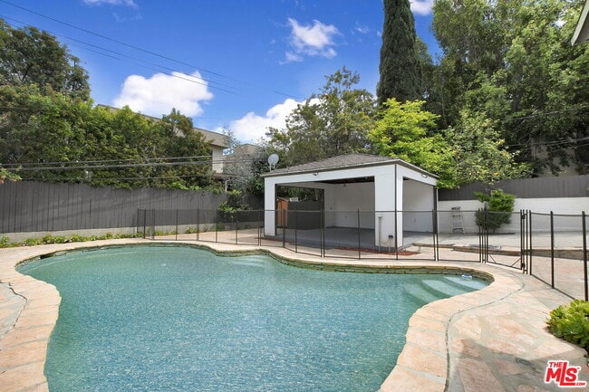 property at 1512 Pandora Ave