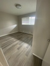 1215 Queen Anne Ave N, Unit 7 in Seattle, WA - Building Photo - Building Photo