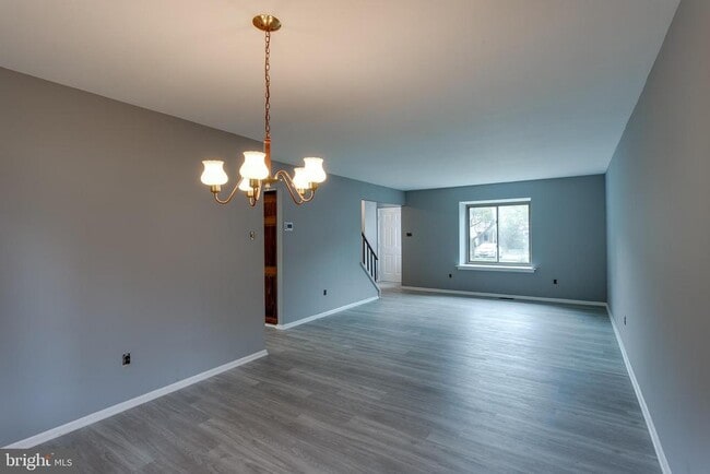 128 Briar Ct in Evesham, NJ - Building Photo - Building Photo