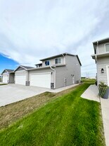 5104 S Dubuque Ave in Sioux Falls, SD - Building Photo