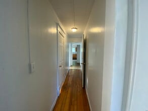 931 W Lovell St in Kalamazoo, MI - Building Photo - Building Photo