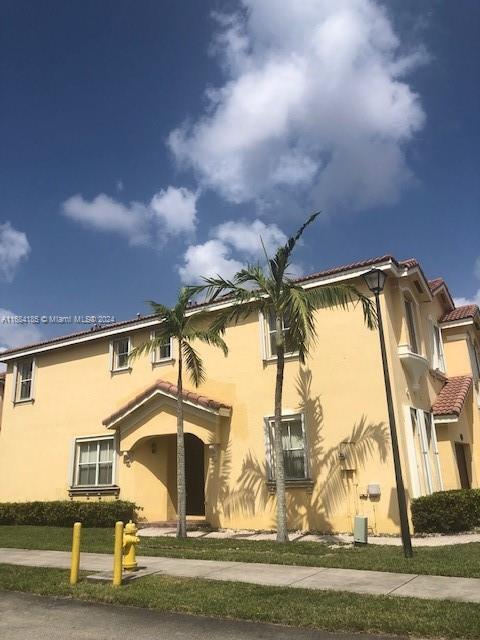 906 SW 149th Ct in Miami, FL - Foto de edificio - Building Photo