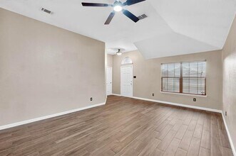 6721 Waterlilly Dr in Arlington, TX - Building Photo - Building Photo