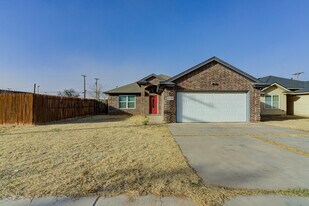 1608 48th St in Lubbock, TX - Building Photo