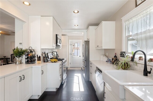 4637 Hackett Ave in Lakewood, CA - Building Photo - Building Photo