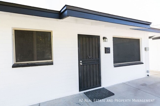 property at 3417 E Windsor Ave