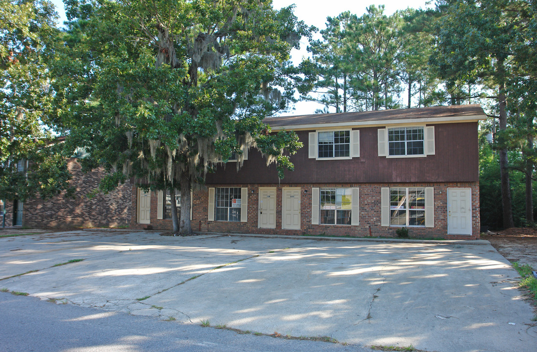 82 Hunters Ridge Ln in North Charleston, SC - Building Photo