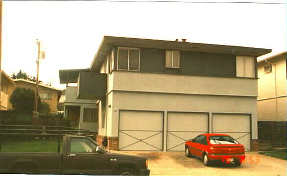 435 Serra Dr in South San Francisco, CA - Foto de edificio - Building Photo