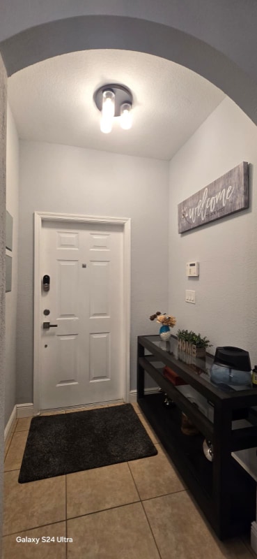 5109 SW 141st Ave in Miramar, FL - Foto de edificio - Building Photo