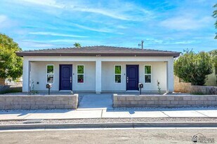 643 S Orange Ave in Yuma, AZ - Building Photo
